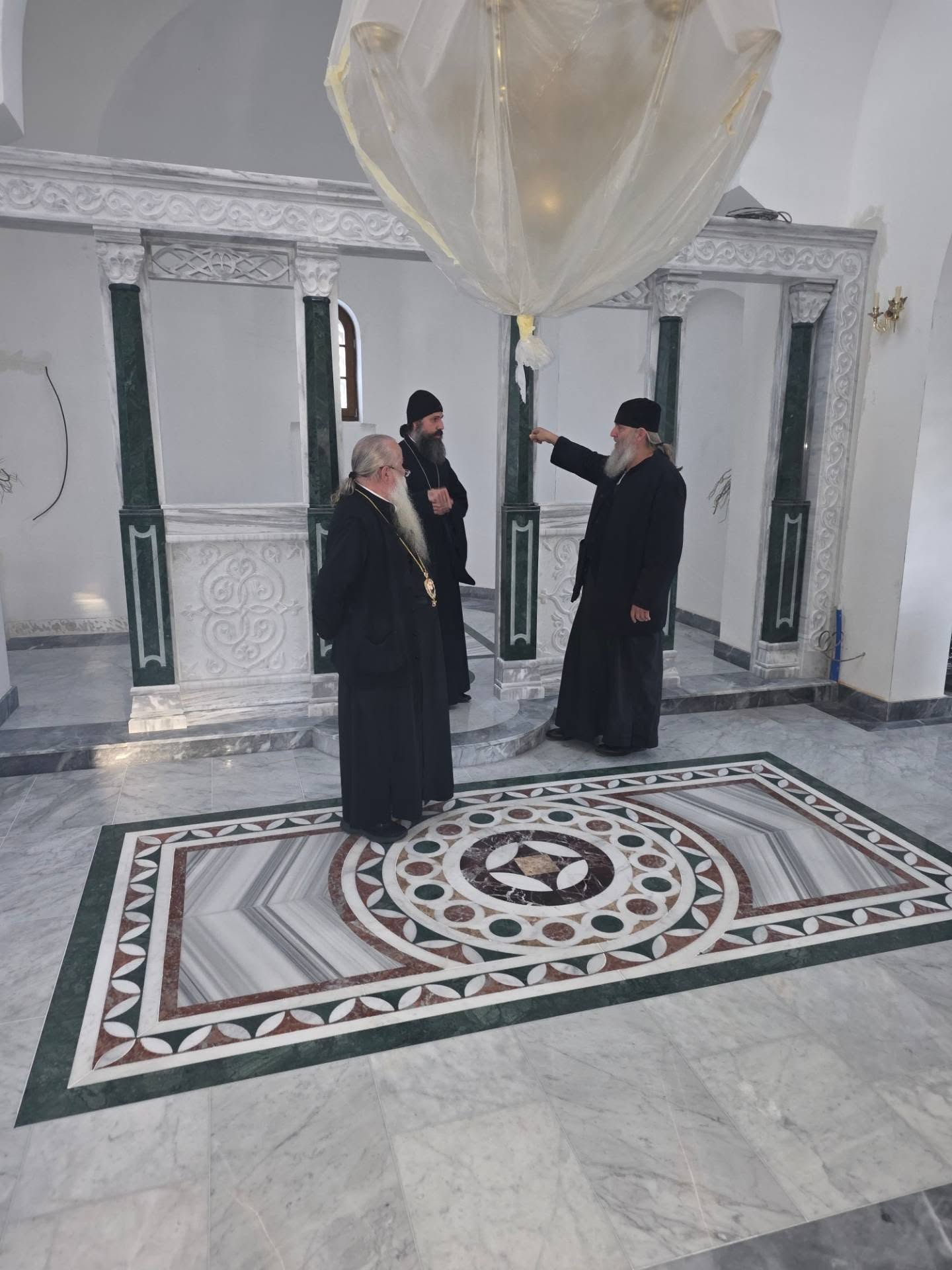 ПОСЈЕТА МИТРОПОЛИТА ХРИЗОСТОМА И EПИСКОПА АНДРЕЈА МАНАСТИРУ СВЕТЕ ТРОЈИЦЕ У ОЗЕРКОВИЋИМА